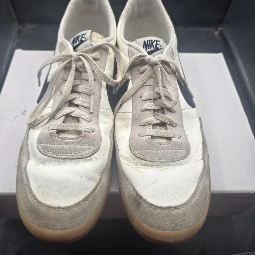 Nike Men's‎ White and Gray Sneakers